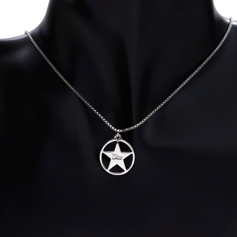 Christian Dior Star Necklace Silver WS4165 – NUIR VINTAGE Christian Dior Star Necklace Silver WS4165 – NUIR VINTAGE