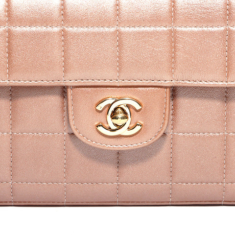 Chanel Chocolate Bar 2002 Umhängetasche Vintage verwendet klassisches Lammfell Beige WS4228