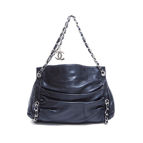 Chanel Coco Charm en cuir Sac à bandoulière noir WS4953