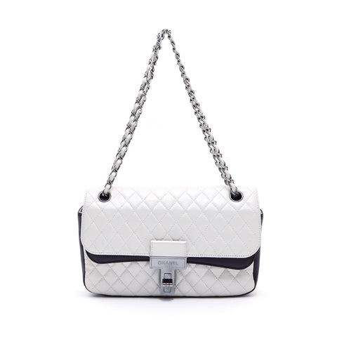 香奈儿香奈儿(Chanel Chanel)2.55 12号链肩袋白色黑色WS5047