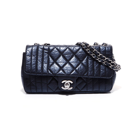 シャネル CHANEL マトラッセ シルバー金具 カーフ 11番台 ショルダーバッグ ブラック WS5460