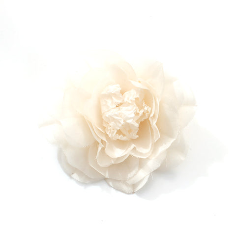 Chanel Camellia Brooch blanc WS5708