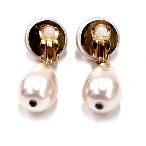 Chanel CHANEL Coco Mark Pearl Swing Earring Silver EIT0049 – NUIR VINTAGE