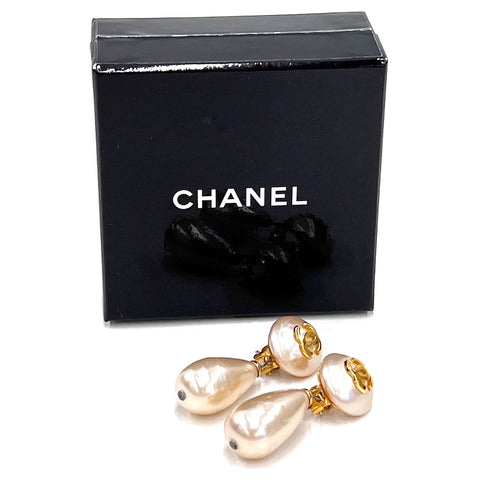 Chanel Chanel Coco Mark Pearl Swing Earge de boucle argent EIT0049