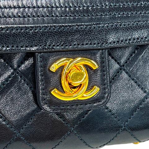 Chanel Chanel Matrasse Coco Mark Handbag黑色EIT0137