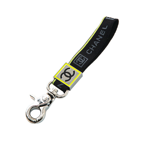 香奈儿香奈儿(Chanel Chanel)可可标记徽标钥匙扣黑色X绿色EIT0572