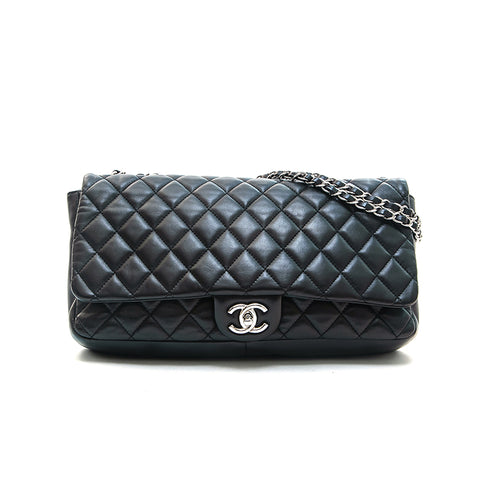 Chanel Chanel Matrasse Sac à épaule noire EIT0722