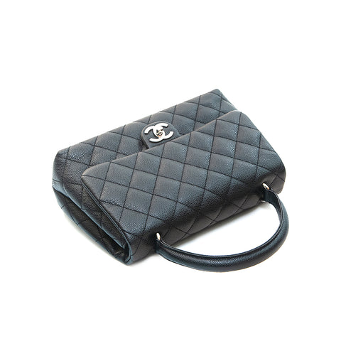 Chanel Chanel Cabian Haut Matrasse Top Griff Handtasche Schwarz EIT0739