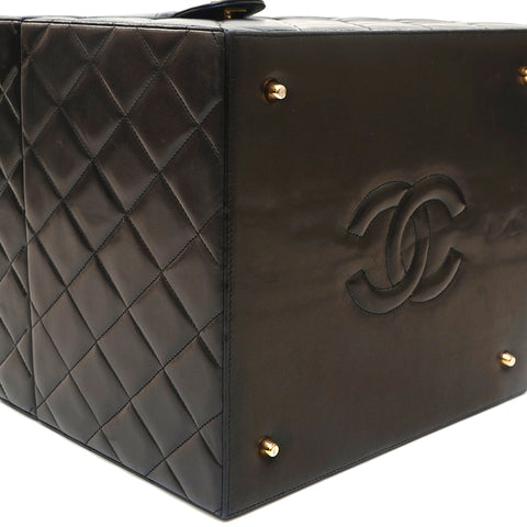 Chanel CHANEL Matelasse with mirror vanity handbag black eit1014