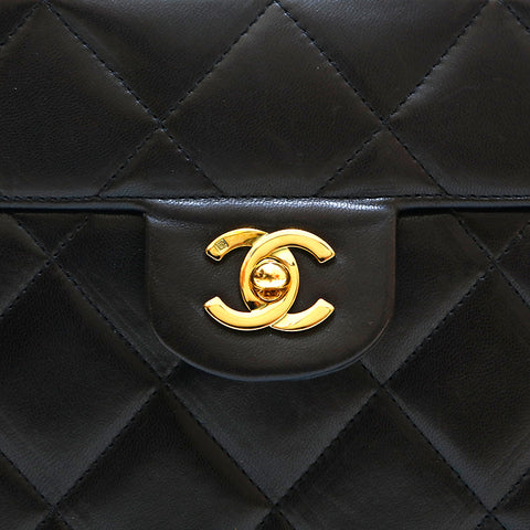 Chanel CHANEL Matelasse with mirror vanity handbag black eit1014