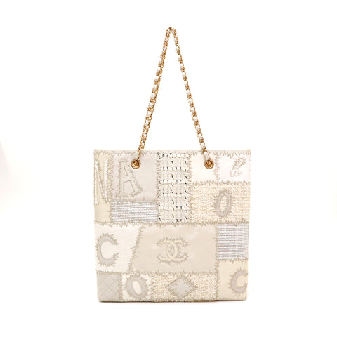 Chanel CHANEL Patchwork Chain Tote Bag White EIT1020 – NUIR VINTAGE