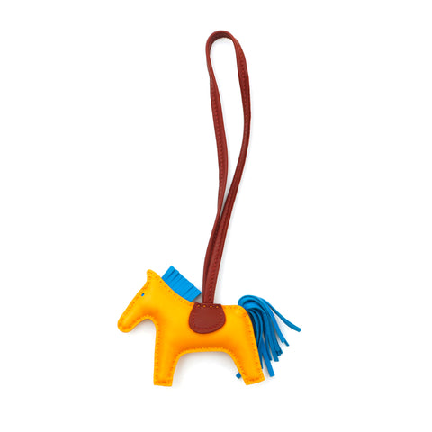 爱马仕爱马仕(Hermes Hermes)牛仔竞技表演PM Mauve Silvestre KeyChain魅力A刻有2017 Swift Jaune Doll X Blue Zanzibar EIT1045