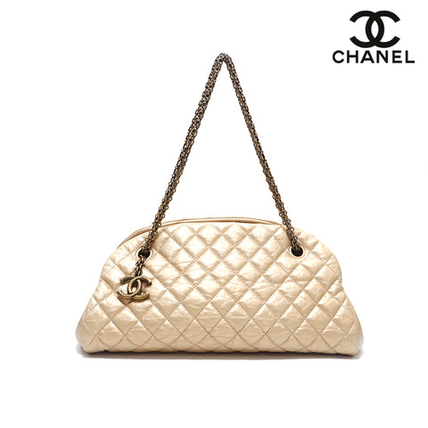 シャネル CHANEL マトラッセ チェーン ショルダーバッグ ゴールド eit1164